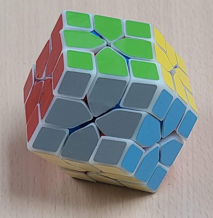 Read more about the article Redi Rhombic dodecahedron Cube